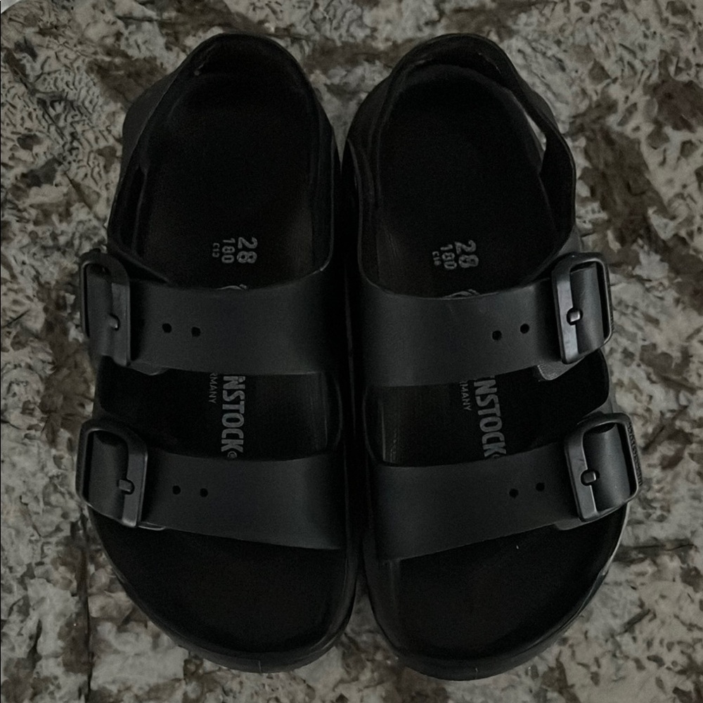 Kids Black Birkenstock leather Sandals size 28